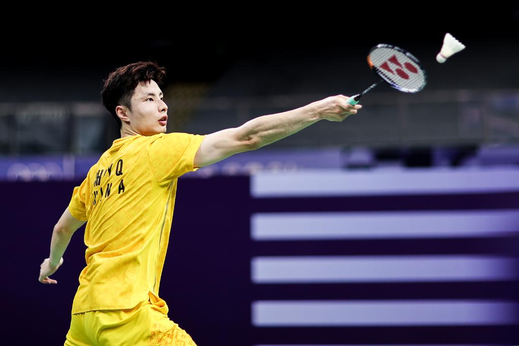 也能在足球 也能在足球